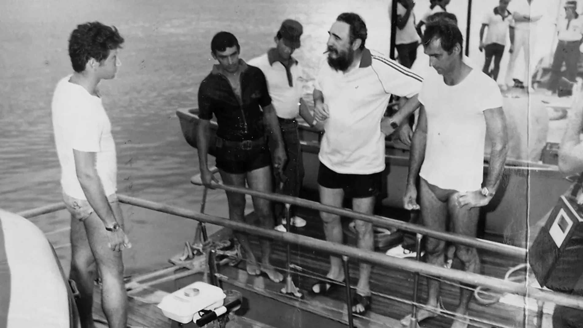 Fidel Castro en uno de sus yates en una fotografía que pertenece a la colección de Juan Reinaldo Sánchez, su antiguo guardaespaldas.