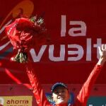 Chris Froome, vestido de rojo en el podio de Salamanca en 2011