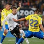 Samu Castillejo con el Valencia