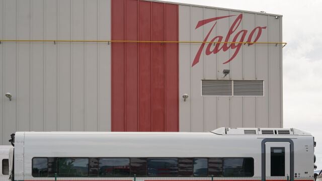 Fachada de la planta de Talgo, Álava, País Vasco. 