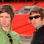 Economía.- El reencuentro de Oasis dispara un 2.838% las búsquedas de viajes a Reino Unido e Irlanda para verano de 2025