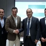 Juanma Moreno anuncia el desembarco de Sernatec en Málaga