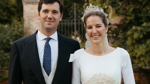 Todos los detalles del vestido de novia de Victoria López-Quesada.