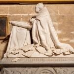 Uno de los sepulcros episcopales que se hallan en la Catedral. CATEDRAL DE SEVILLA