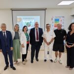El consejero de Sanidad, Alejandro Vázquez, visita el proyecto pionero del Centro de Salud de Salas de los Infantes