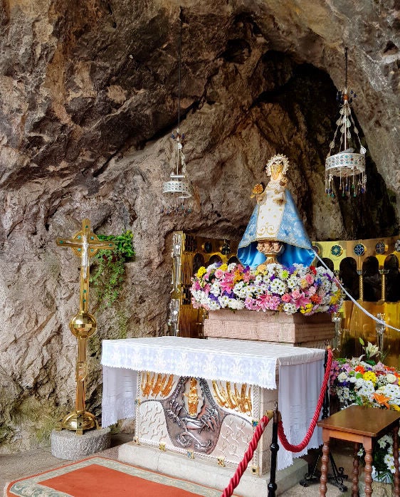 Alta de la Virgen de Covadonga