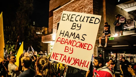 O.Próximo.- Hamás acusa a Israel de "intentar imponer una narrativa falsa" sobre la muerte de seis rehenes en Gaza