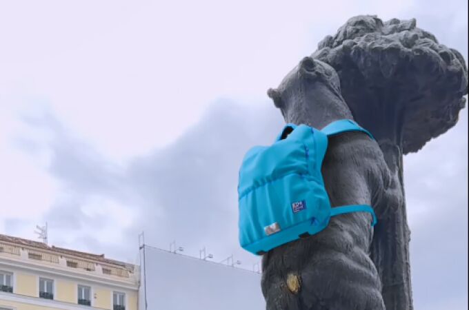 "El Oso y el Madroño" y otros monumentos emblemáticos de España se unen a la vuelta al cole con mochilas Oxford