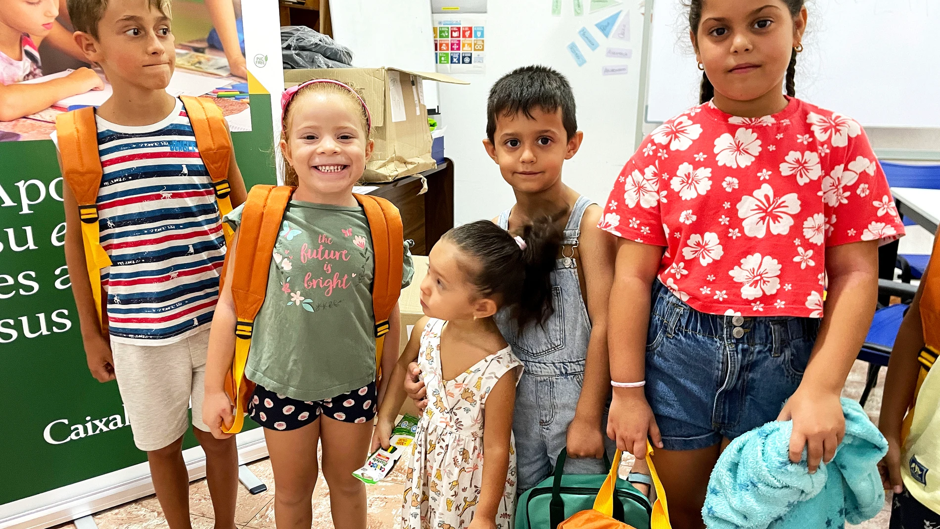 La Fundación ”la Caixa” acompaña en el inicio de curso a más de 3.300 niños valencianos en situación vulnerable