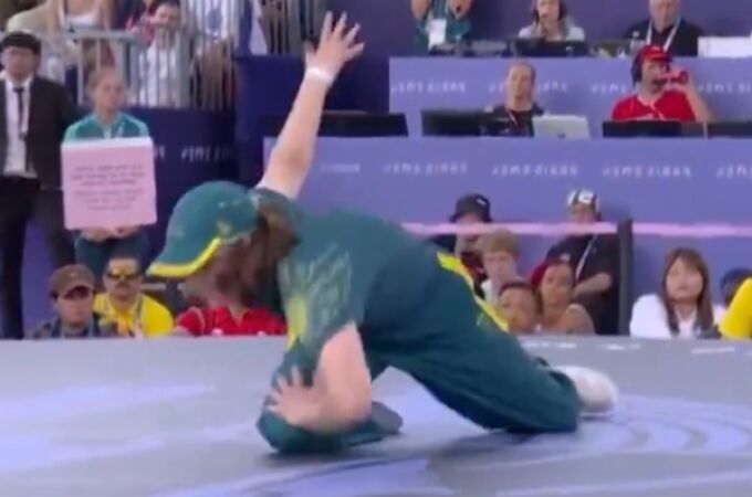 Rachael Gunn, durante su polémica participación en breaking en los Juegos Olímpicos de París