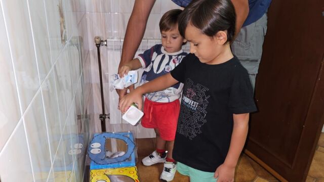 Familia reciclando
