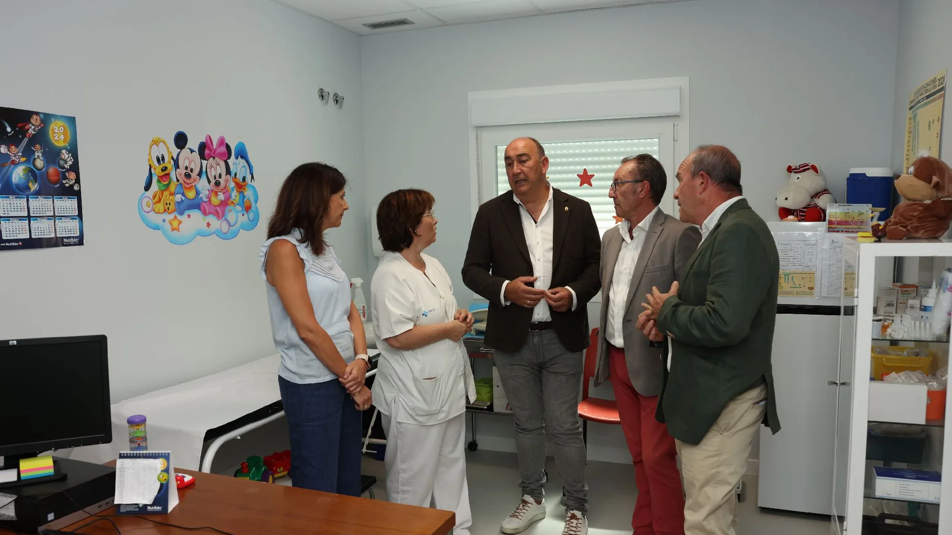 De Vicente en el consultorio médico de Palazuelos de Eresma (Segovia)
