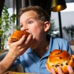 Los ultraprocesados son productos adorados por niños y adolescentes