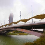 Hallan el cadáver de una mujer en el tramo del río del puente del Cachorro