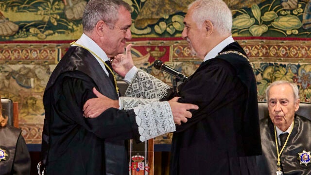 El exvocal del Consejo General del Poder Judicial (CGPJ) José María Macías toma posesión como nuevo magistrado