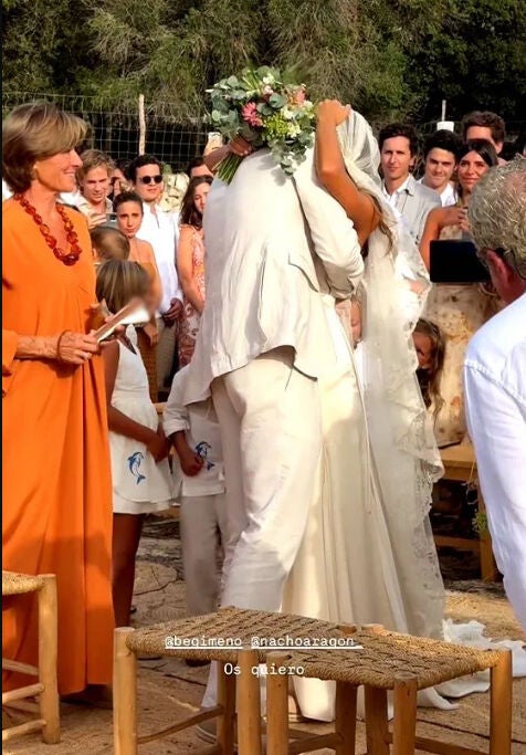 Nacho Aragón y Bea Gimeno tras el sí quiero