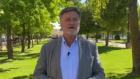 Francisco Vázquez pide a Tudanca que se deje de juegos de palabras y rechace los privilegios a Cataluña