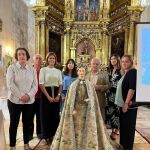 El consejero Gonzalo Santonja presenta la restauración acometida manto de Nuestra Señora de Cepones, patrona de la localidad segoviana de La Losa,