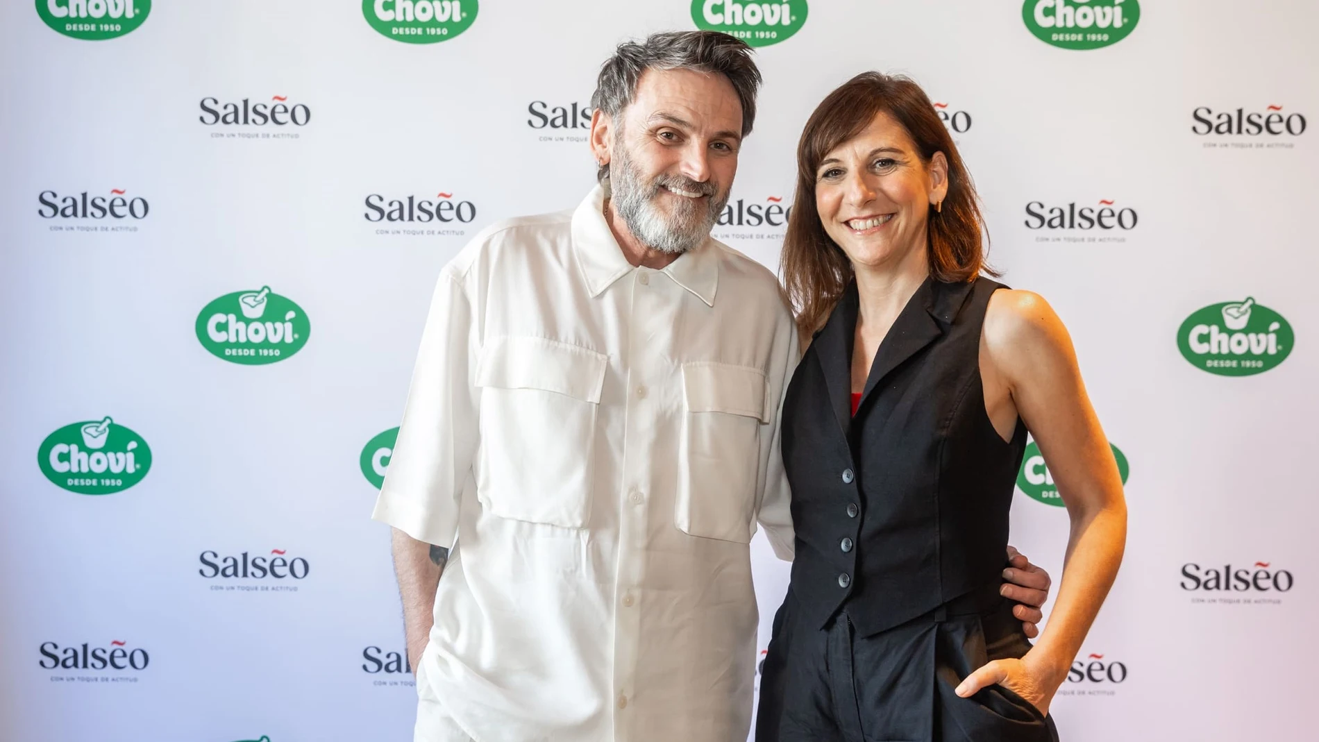 “El Estudio del Salseo” impulsado por Choví, demuestra que los españoles disfrutan del picoteo entre amigos en casa como una de las mayores formas de socialización y encuentros con los suyos