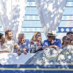 La familia Mohedano durante la procesión de la Virgen de Regla en Chipiona
