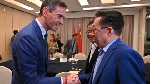 El presidente del Gobierno, Pedro Sánchez, participa en un encuentro empresarial en Shanghái