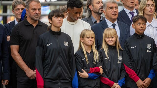 Fútbol.- Laporta recuerda la "raíces democráticas" del FC Barcelona en la ofrenda floral en la Diada
