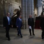 El consejero de la Presidencia, Luis Miguel González Gago, y el obispo de la diócesis de Zamora, Fernando Valera, presentan los actos conmemorativos del 850 aniversario de la Dedicación de la Catedral del Salvador de Zamora