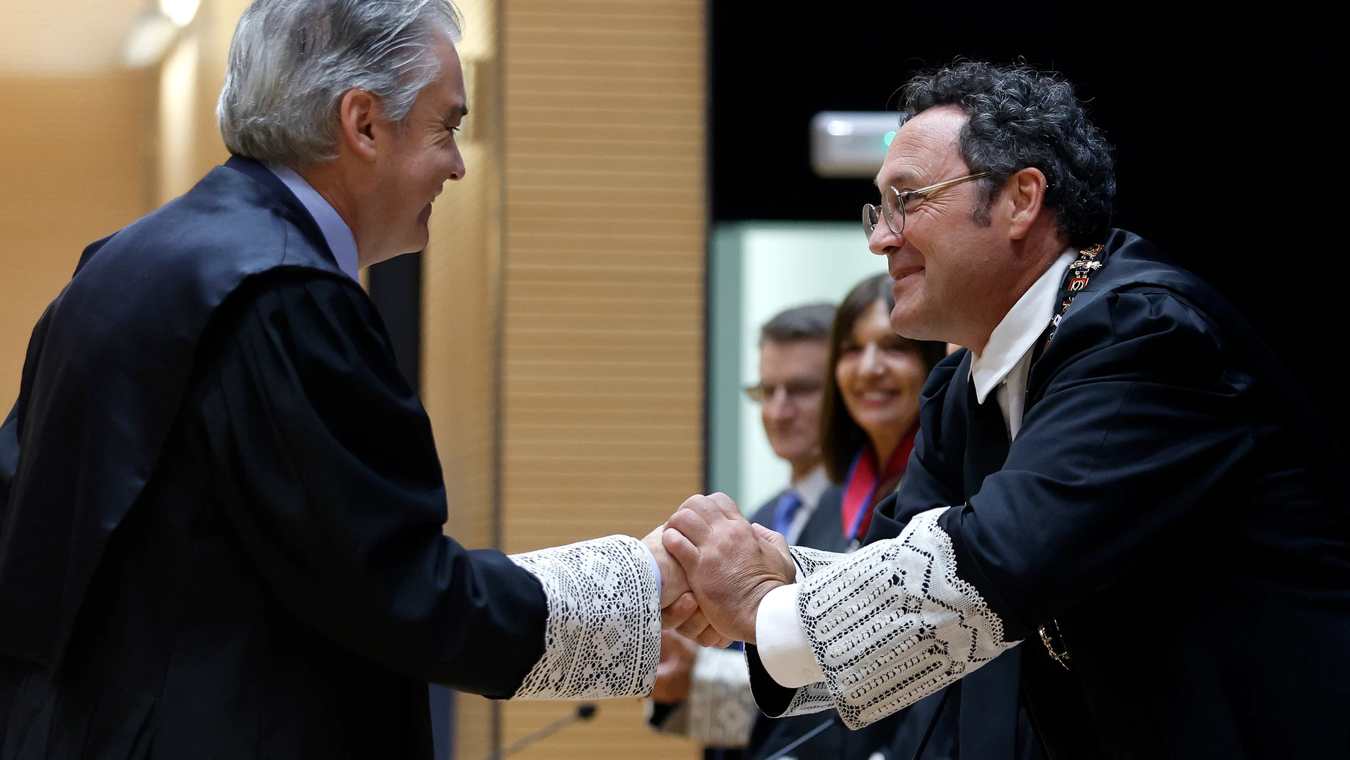 GRAFCVA2708. VALENCIA, 11/09/2024.- El fiscal general del Estado, Álvaro García Ortiz (d), preside el acto de toma de posesión de José Francisco Ortiz Navarro (i) como nuevo fiscal superior de la Fiscalía de la Comunitat Valenciana. EFE/Miguel Ángel Polo