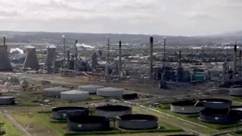 Escocia cierra el grifo del petróleo: cierra su últinma refinería, de 100 años de antigüedad