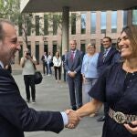 El conseller de Justicia, Ramon Espadaler, y la jueza decana de Barcelona, Cristina Ferrando, en la Ciutat de la Justícia de Barcelona