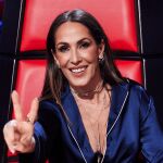 Malú con un look pijamero en la primera noche de audiciones a ciegas de La Voz.