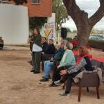 La directora general de Salud Mental, María José Lozano, en un acto celebrado con la asociación La Huertecica.