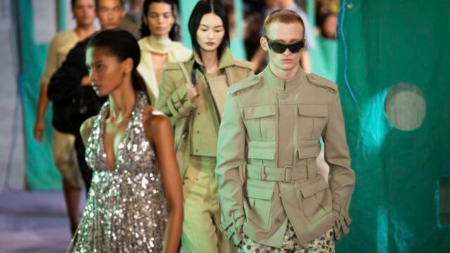 Britain Burberry Fashion Show