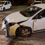 Incidente de un conductor de un vehículo este fin de semana en la barriada que fue golpeado a otros coches estacionados