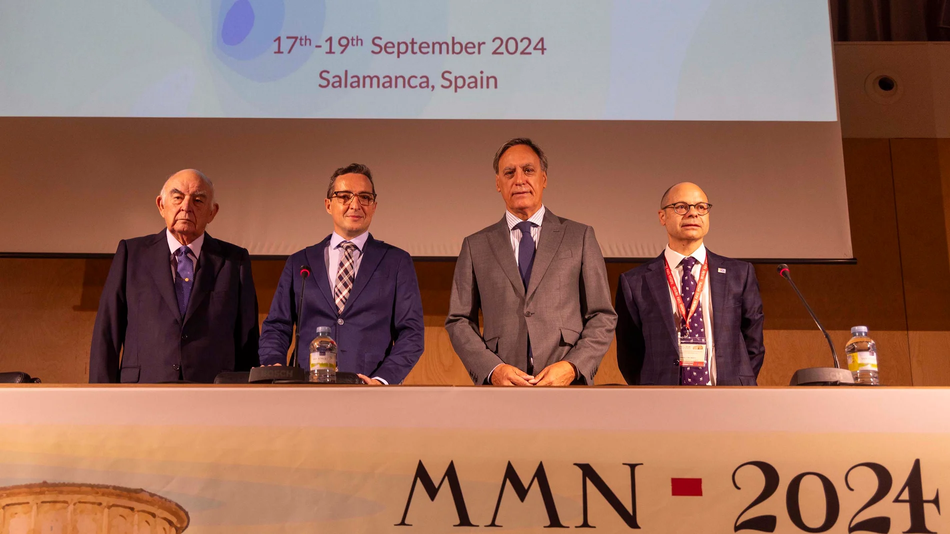 El rector, Juan Manuel Corchado, preside en la Universidad de Salamanca el Congreso Mundial de Neurociencia ‘MMN2024’, cuyo comité organizador local está liderado por el director del Instituto de Neurociencias de Castilla y León y catedrático del Departamento de Biología Celular y Patología de la Usal, Manuel Sánchez Malmierca (D). A su inauguración asisten, además, el alcalde de Salamanca, Carlos García Carbayo y el vicepresidente del Consejo Científico de la Fundación Ramón Areces, José María Medina Jiménez (I)