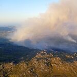 El incendio de Castromil sube a nivel 1 de peligrosidad