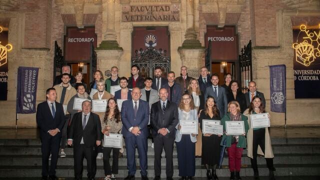 Foto de familia de una pasada edición de los premios