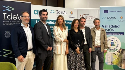 La directora general de Transportes y Logística de la Consejería de Movilidad y Transformación Digital, Laura Paredes, ha participado este jueves en la jornada ‘La movilidad del futuro en las ciudades’
