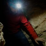 Ordenan nuevos análisis a los restos óseos de humanos aparecidos en una cueva de Huéscar (Granada)