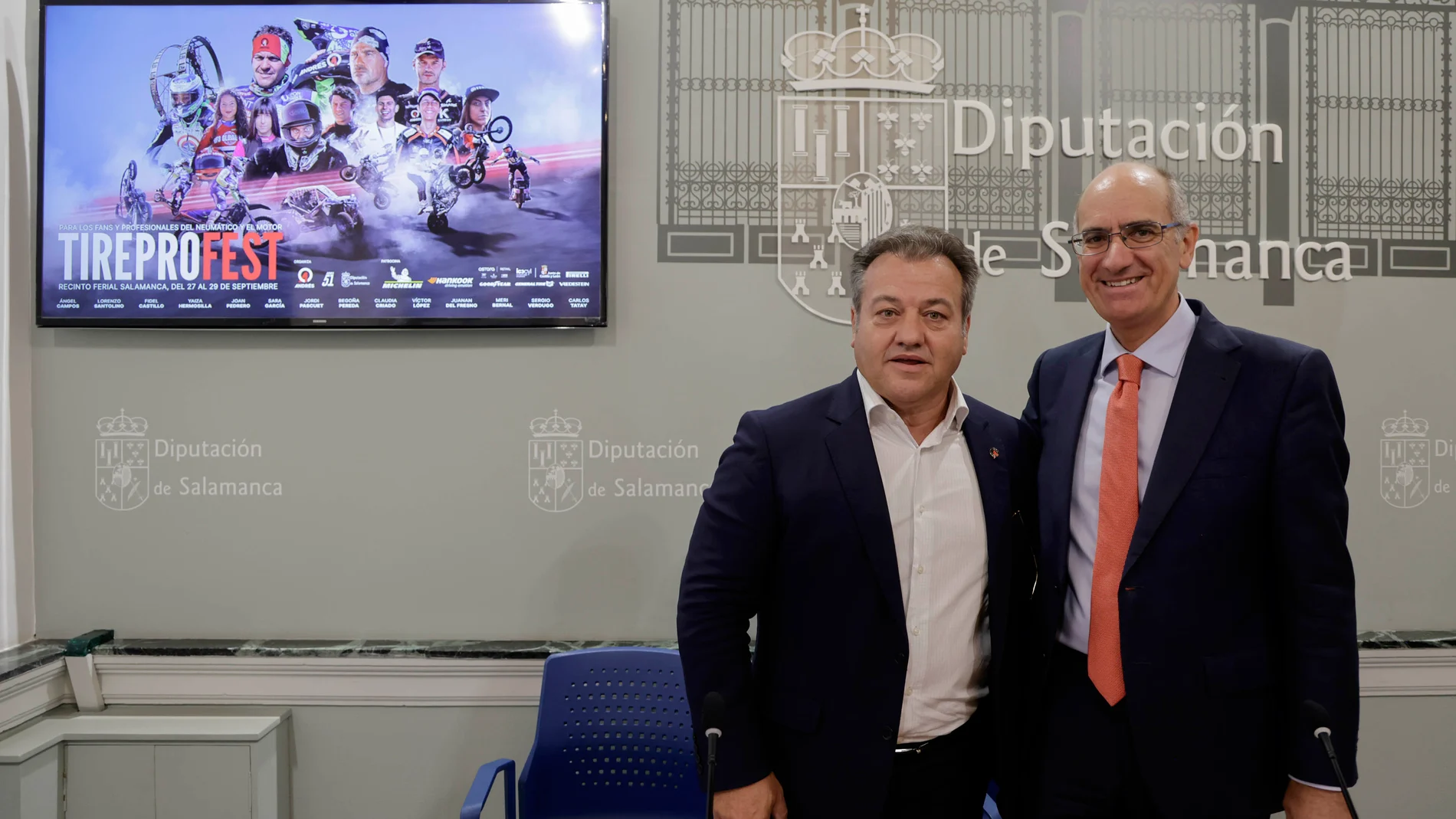 Javier Iglesias junto a Eduardo Salazar en la presentación del festival