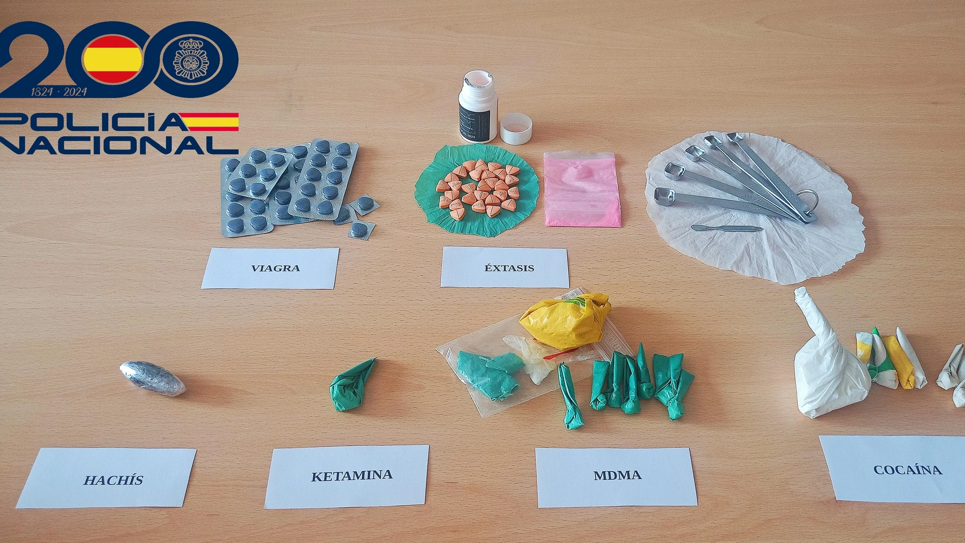 Material incautado en la operación contra el tráfico de drogas en San Fernando (Cádiz)REMITIDA / HANDOUT por POLICÍA NACIONALFotografía remitida a medios de comunicación exclusivamente para ilustrar la noticia a la que hace referencia la imagen, y citando la procedencia de la imagen en la firma20/09/2024