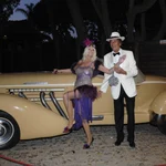 Gunilla von Bismarck y Luis Ortiz en una fiesta de disfraces, a 20 de julio de 2013, en Marbella (España).