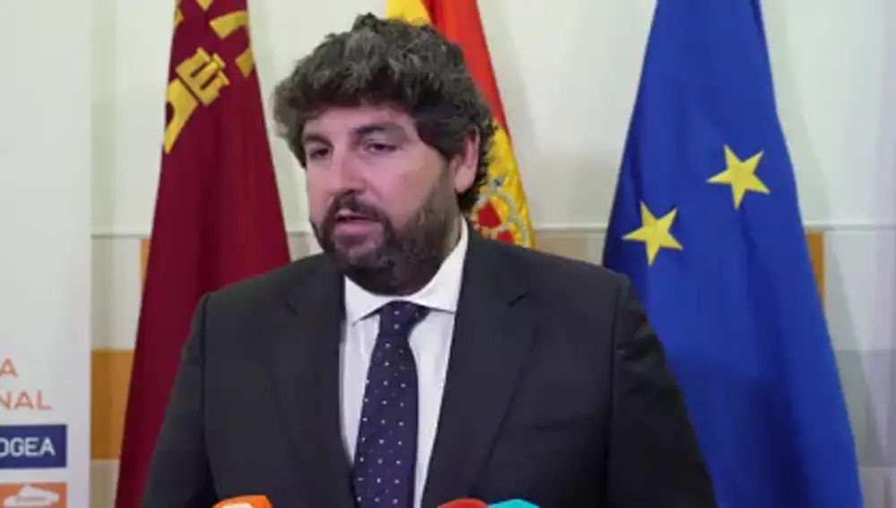 López Miras se reunirá con Pedro Sánchez el próximo 4 de octubre en Moncloa