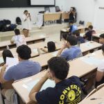 MADRID.-Gobierno quiere prohibir que universidades paguen o donen dinero a empresas para que sus alumnos hagan prácticas