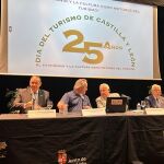 Gonzalo Santonja junto a Javier Faúndez y Francisco Guarido en los actos del Día del Turismo que se celebra en Zamora