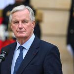 El primer ministro francés, Michel Barnier, presentó el sábado su esperado Gabinete