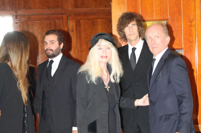 Gunilla Von Bismark,Francisco Ortiz,Elisabeth Dutu during burial LuisOrtiz in San pedro de Alcantara 21 September 2024