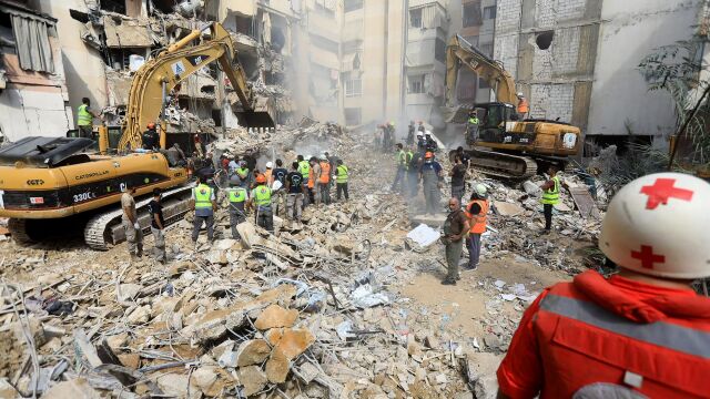 Ascienden a 50 los muertos por el bombardeo perpetrado por Israel contra la capital de Líbano, Beirut, el viernes