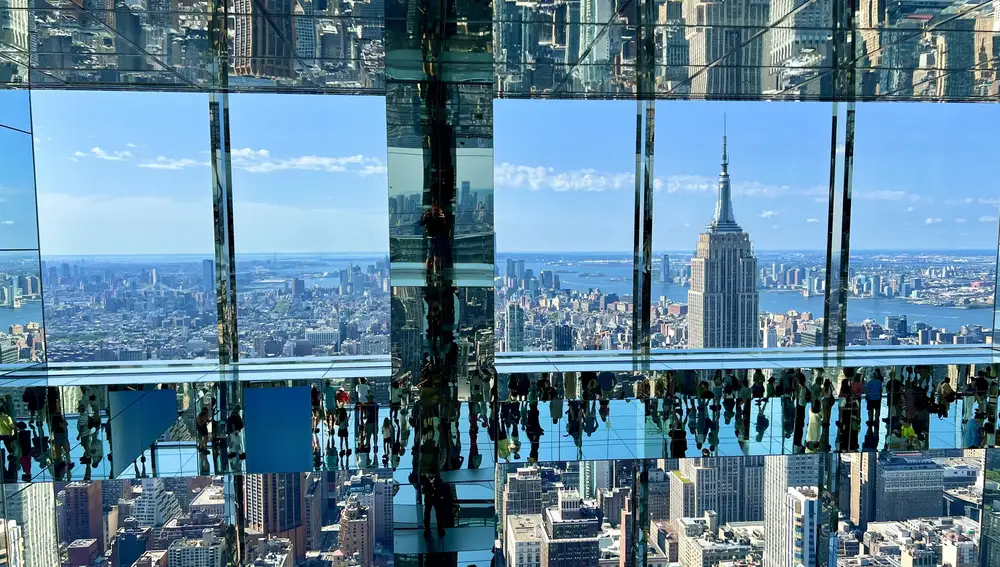 Mirador "Summit" (Cumbre), ubicado en la planta 91 del rascacielos "One Vanderbilt" en Nueva York