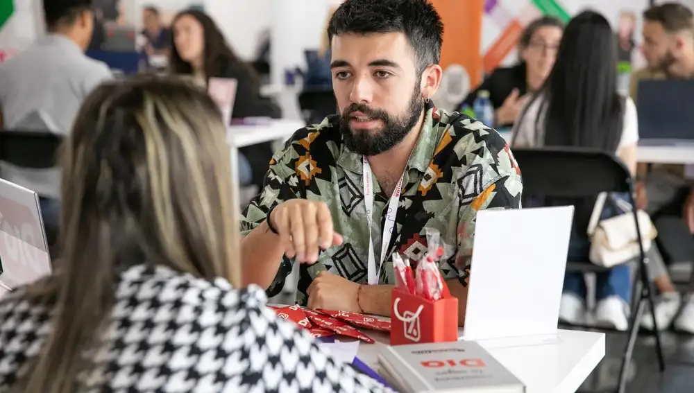 Hay 54 Espai Labora en la Comunitat